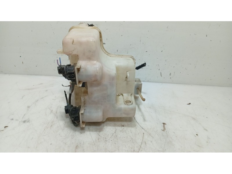 Recambio de deposito limpia para lexus rx 400h referencia OEM IAM   