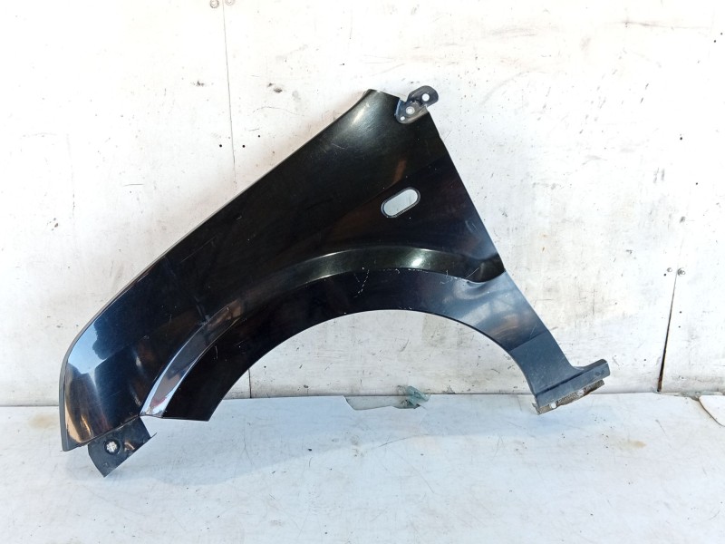Recambio de aleta delantera izquierda para ford fusion (ju_) 1.6 tdci referencia OEM IAM 1420115  
