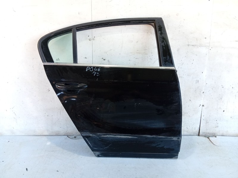 Recambio de puerta trasera derecha para volkswagen passat berlina (3c2) referencia OEM IAM 3C5833056H  