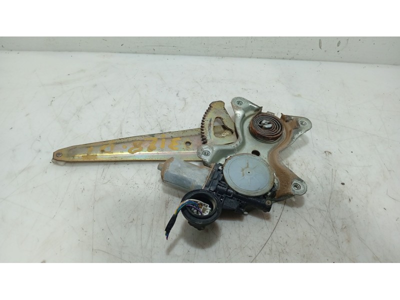 Recambio de elevalunas trasero derecho para lexus rx 400h referencia OEM IAM   