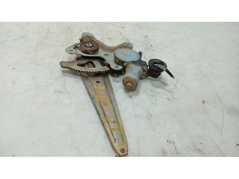Recambio de elevalunas trasero derecho para lexus rx 400h referencia OEM IAM   