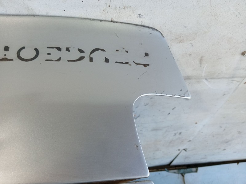Recambio de porton trasero para peugeot 206 cc referencia OEM IAM 860677  