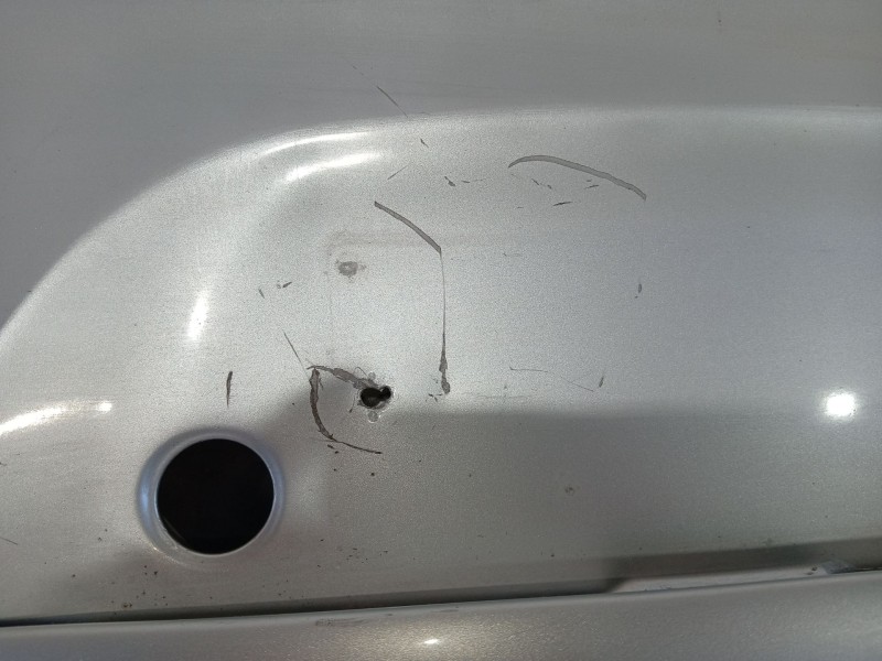 Recambio de porton trasero para peugeot 206 cc referencia OEM IAM 860677  