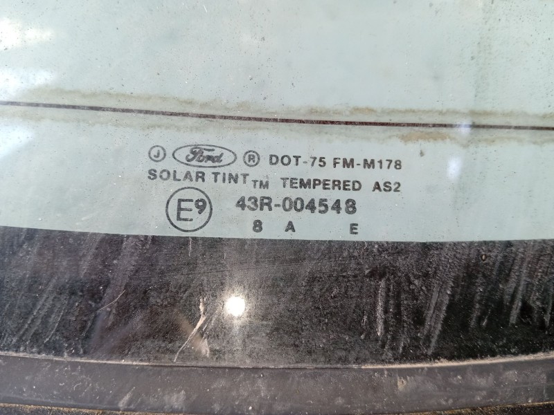 Recambio de porton trasero para ford cougar (mc) v6 referencia OEM IAM 1074811  