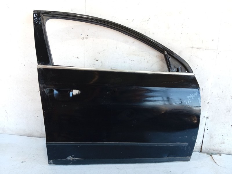 Recambio de puerta delantera derecha para volkswagen passat berlina (3c2) referencia OEM IAM 3C4831056J  