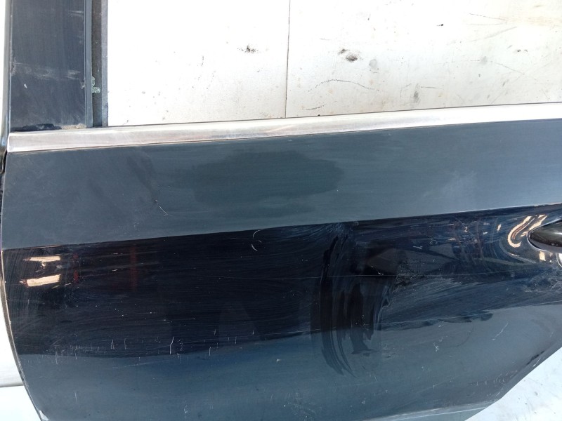 Recambio de puerta trasera izquierda para volkswagen passat berlina (3c2) referencia OEM IAM 3C5833055H  
