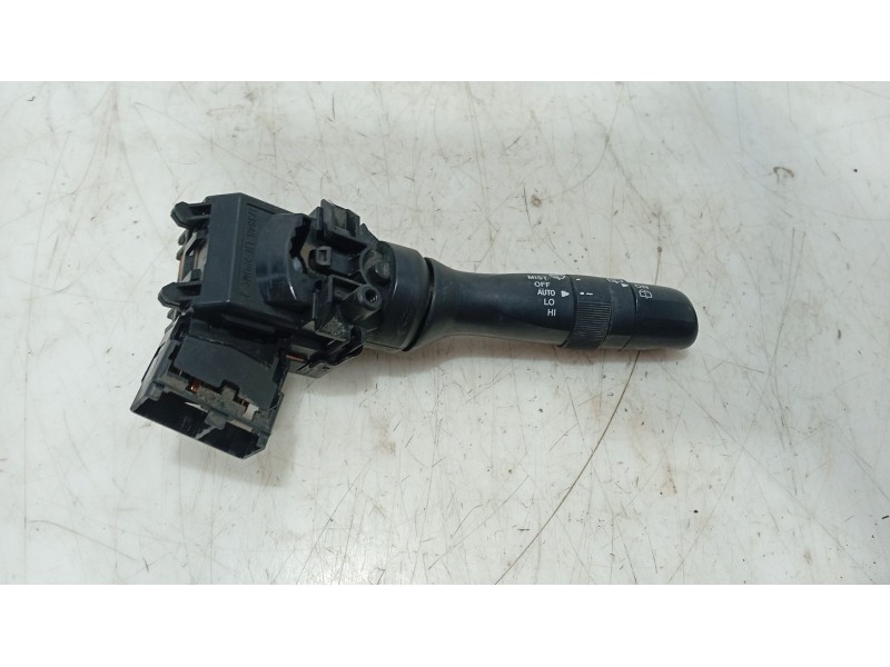 Recambio de mando limpia para lexus rx 400h referencia OEM IAM   