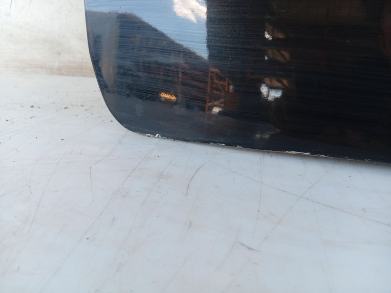 Recambio de porton trasero para ssangyong rodius i 2.7 xdi referencia OEM IAM 6401121101  