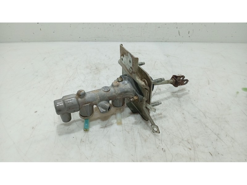 Recambio de bomba freno para lexus rx 400h referencia OEM IAM   