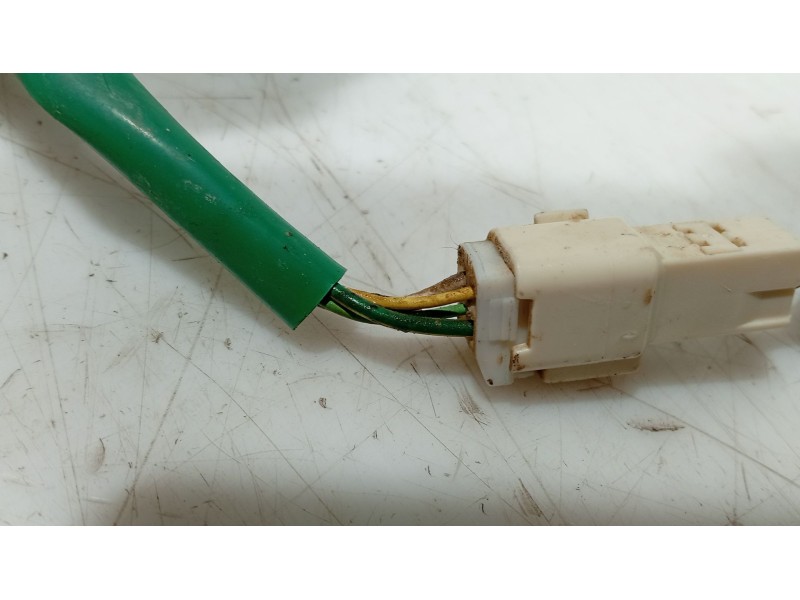 Recambio de piloto trasero derecho para lexus rx 400h referencia OEM IAM   