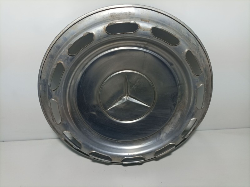 Recambio de tapacubos para mercedes-benz clase e (w114/w115) berlina referencia OEM IAM A1154010424  