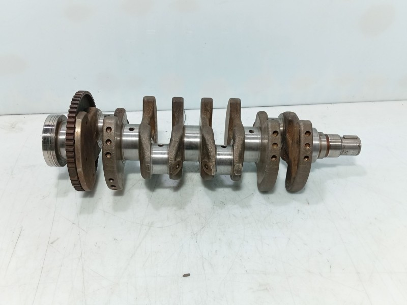 Recambio de cigueñal para hyundai tucson (jm) 2.0 referencia OEM IAM 2311023710  