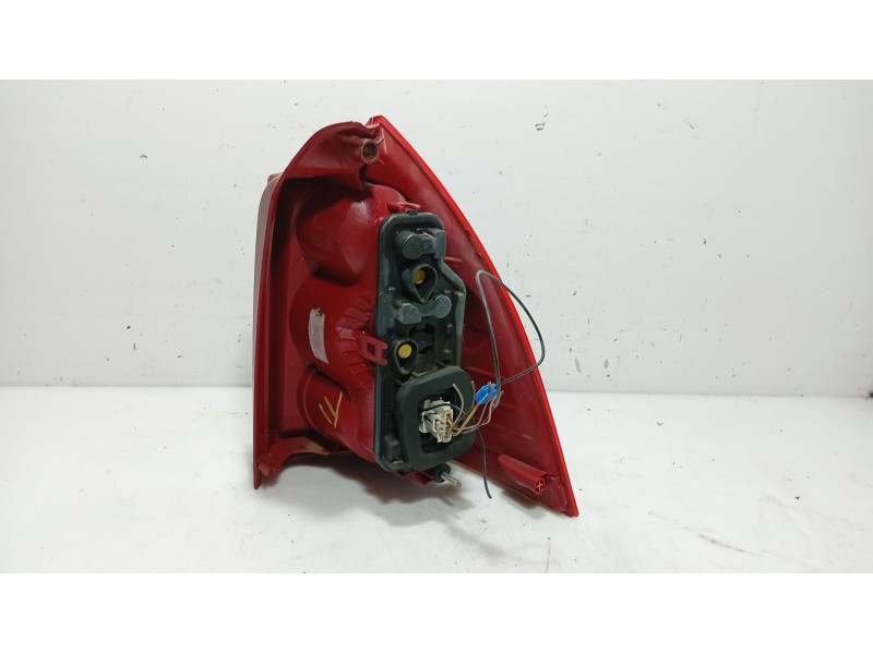 Recambio de piloto trasero izquierdo para peugeot 307 break (3e) 1.6 hdi referencia OEM IAM   