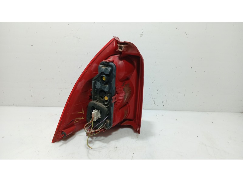 Recambio de piloto trasero derecho para peugeot 307 break (3e) 1.6 hdi referencia OEM IAM   