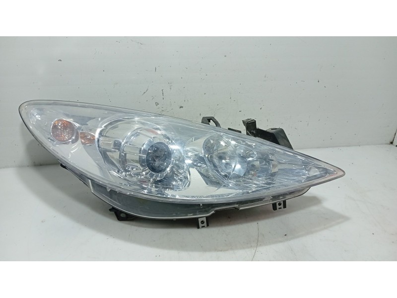Recambio de faro derecho para peugeot 307 break (3e) 1.6 hdi referencia OEM IAM   