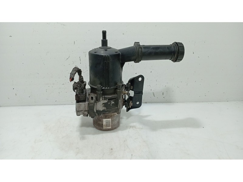 Recambio de bomba direccion para peugeot 307 break (3e) 1.6 hdi referencia OEM IAM   