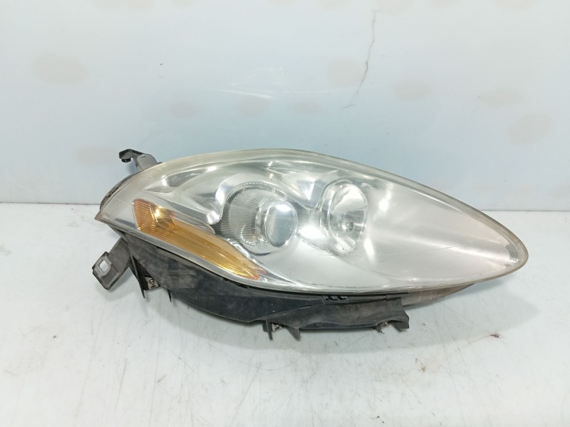 Recambio de faro derecho para fiat bravo ii (198_) 1.6 d multijet (198axh1b) referencia OEM IAM   