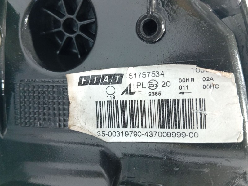Recambio de faro derecho para fiat bravo ii (198_) 1.6 d multijet (198axh1b) referencia OEM IAM   