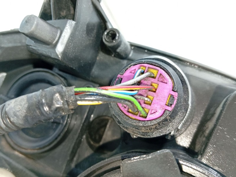 Recambio de faro izquierdo para fiat bravo ii (198_) 1.6 d multijet (198axh1b) referencia OEM IAM   