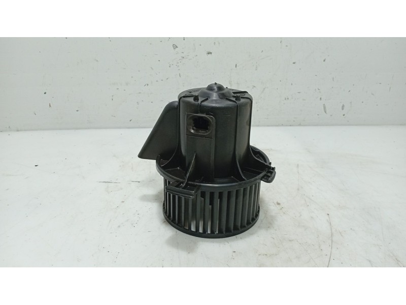 Recambio de ventilador calefaccion para peugeot 307 break (3e) 1.6 hdi referencia OEM IAM   