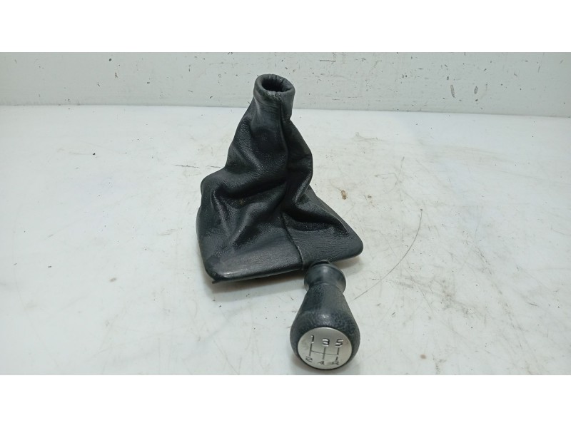 Recambio de pomo palanca cambio para peugeot 307 break (3e) 1.6 hdi referencia OEM IAM   
