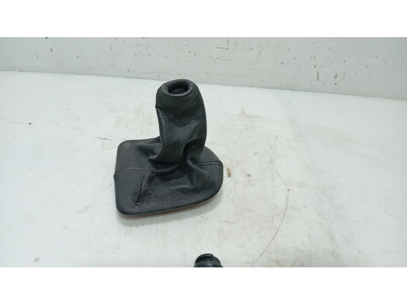 Recambio de pomo palanca cambio para peugeot 307 break (3e) 1.6 hdi referencia OEM IAM   