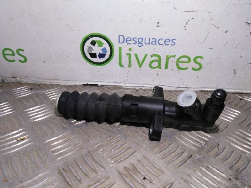 Recambio de bombin embrague para  referencia OEM IAM 6283000131  