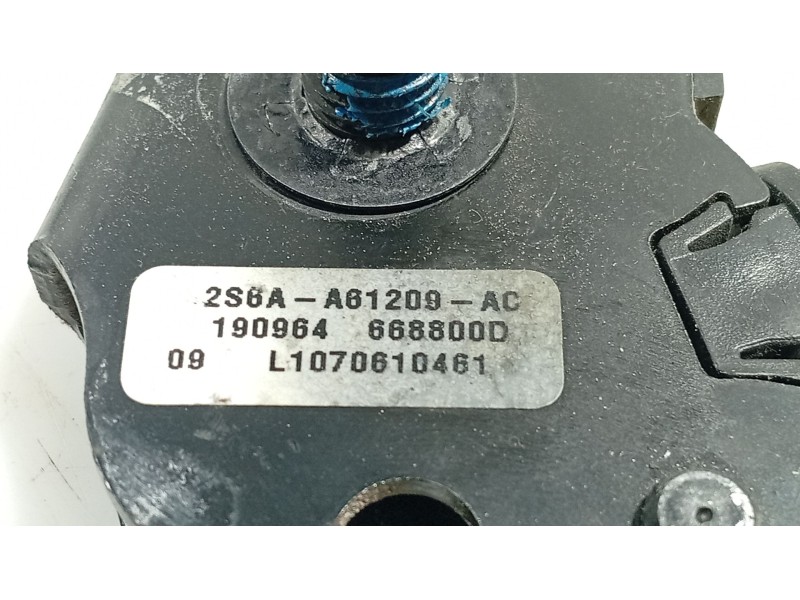 Recambio de anclaje cinturon delantero izquierdo para ford fusion (ju_) 1.6 tdci referencia OEM IAM   