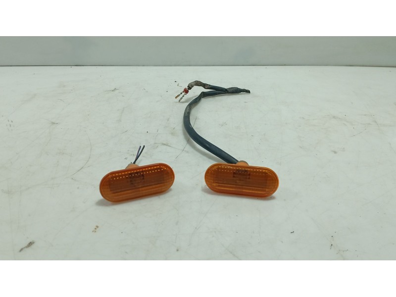 Recambio de piloto lateral izquierdo para ford fusion (ju_) 1.6 tdci referencia OEM IAM   