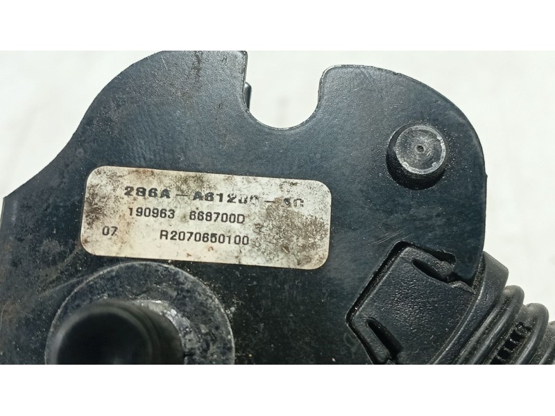 Recambio de anclaje cinturon delantero derecho para ford fusion (ju_) 1.6 tdci referencia OEM IAM   