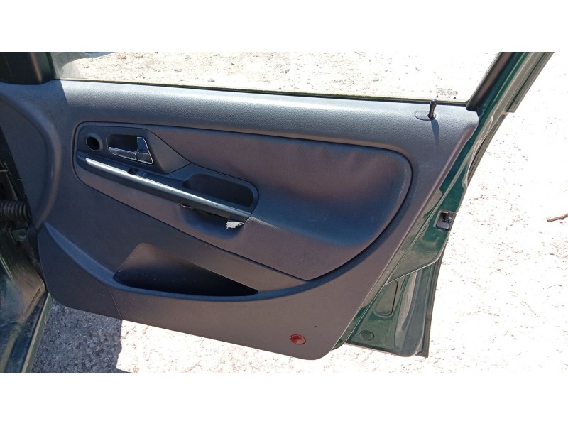 seat ibiza ii (6k1) del año 2001