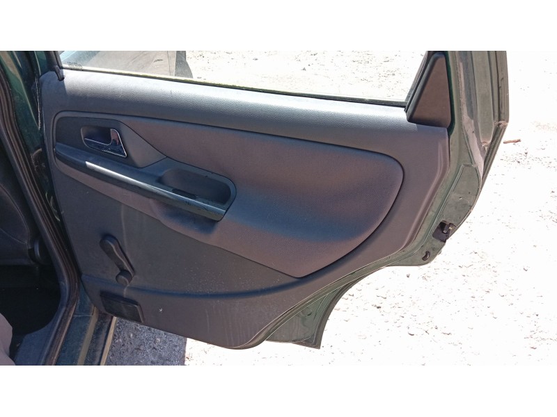 seat ibiza ii (6k1) del año 2001
