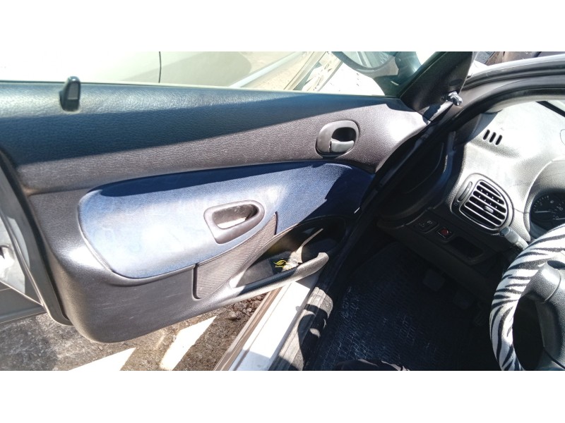 nissan serena (c23) del año 1993