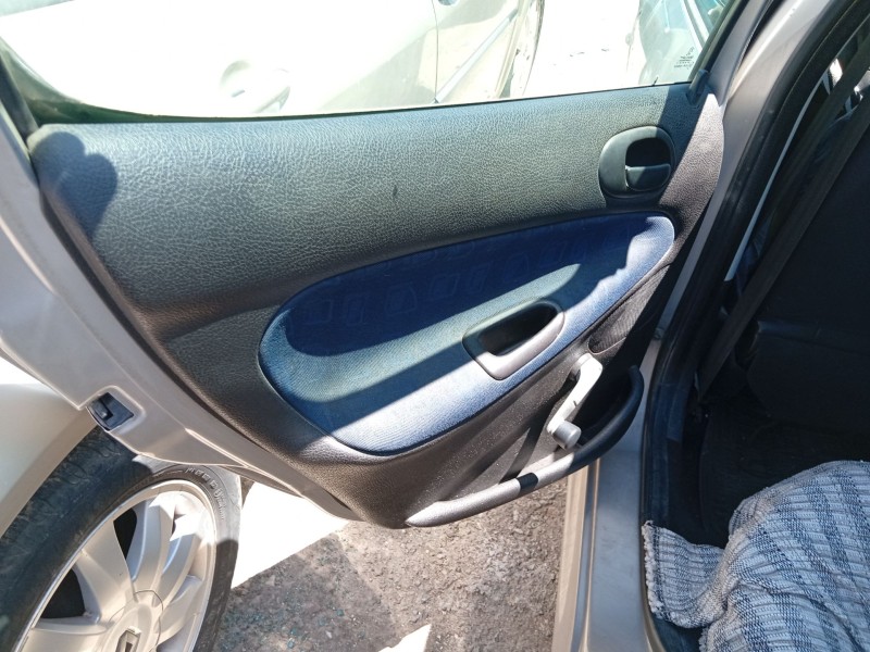 nissan serena (c23) del año 1993