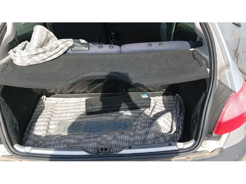 peugeot 206 hatchback (2a/c) del año 2001