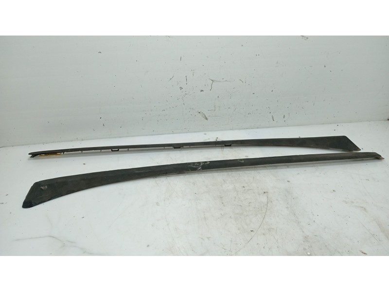 Recambio de moldura para peugeot 308 sw i (4e_, 4h_) 1.6 hdi referencia OEM IAM   