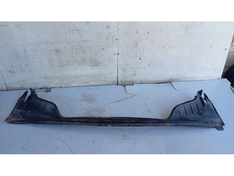 Recambio de moldura para peugeot 308 sw i (4e_, 4h_) 1.6 hdi referencia OEM IAM   