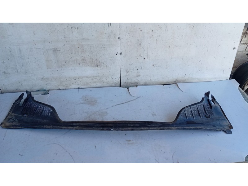 Recambio de moldura para peugeot 308 sw i (4e_, 4h_) 1.6 hdi referencia OEM IAM   
