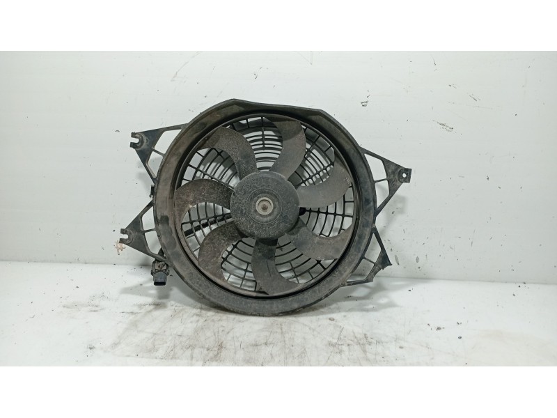 Recambio de electroventilador para kia sorento i (jc) 2.5 crdi referencia OEM IAM 977303E900  
