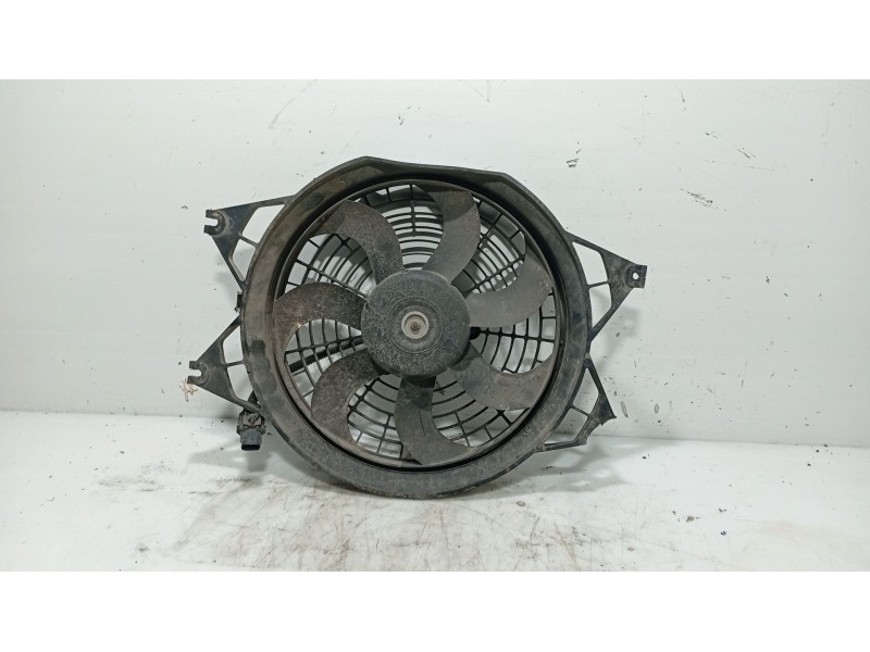 Recambio de electroventilador para kia sorento i (jc) 2.5 crdi referencia OEM IAM 977303E900  