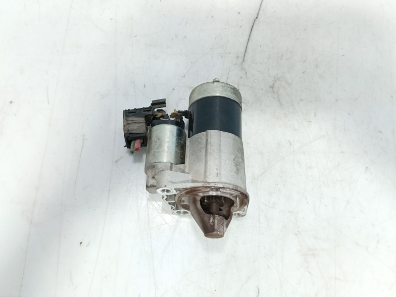 Recambio de motor arranque para chrysler voyager iv (rg, rs) 2.4 referencia OEM IAM 04686111AD  