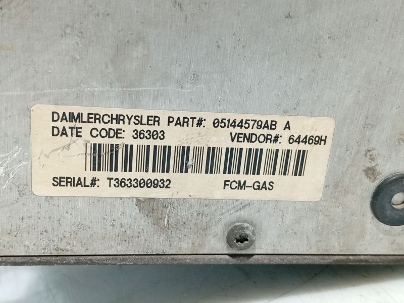 Recambio de caja reles / fusibles para chrysler voyager iv (rg, rs) 2.4 referencia OEM IAM R4727079AF  