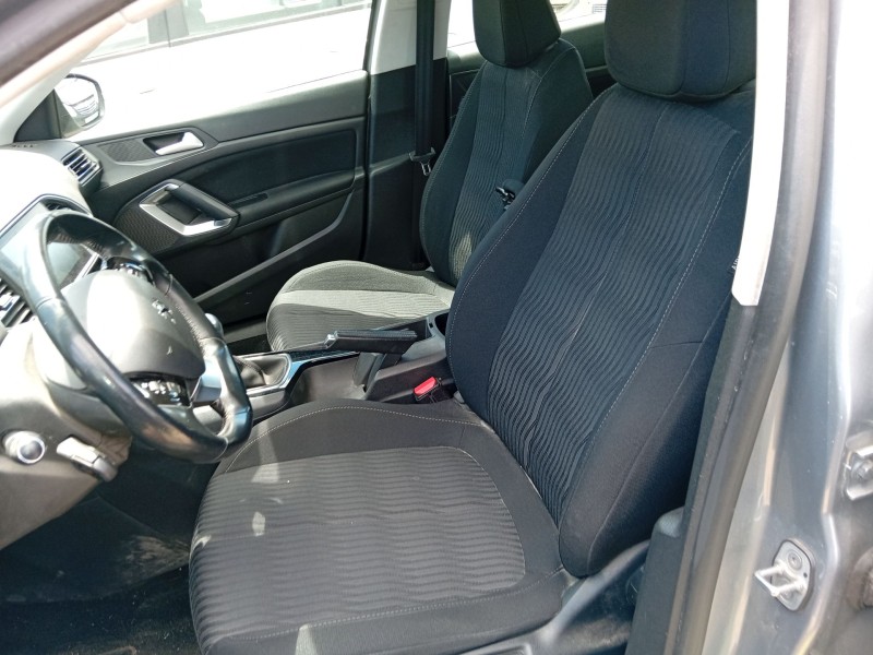 peugeot 308 ii (lb_, lp_, lw_, lh_, l3_) del año 2015