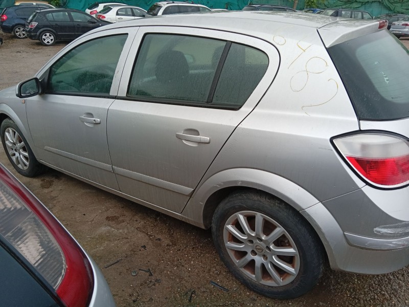 opel astra h (a04) del año 2006