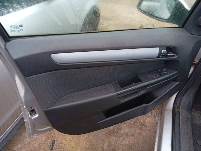 opel astra h (a04) del año 2006