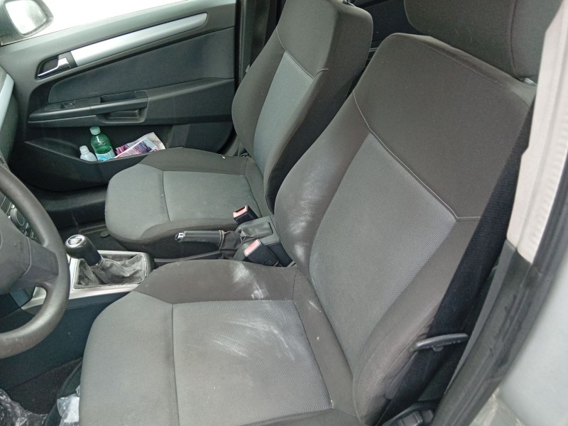 opel astra h (a04) del año 2006