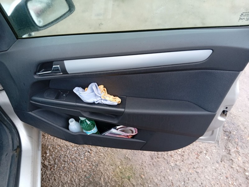 opel astra h (a04) del año 2006
