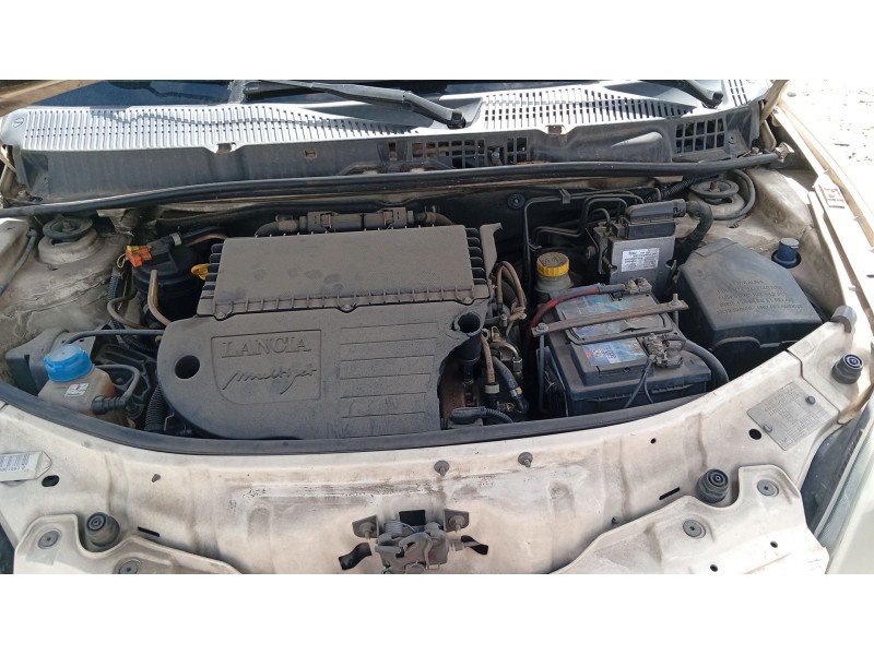 lancia ypsilon (843_) del año 2004