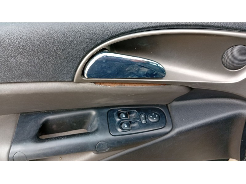 lancia ypsilon (843_) del año 2004