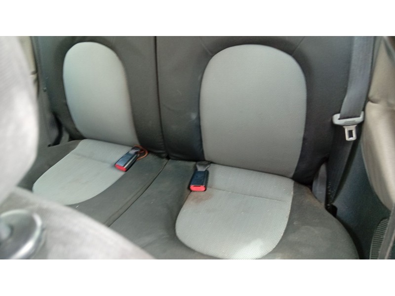 lancia ypsilon (843_) del año 2004